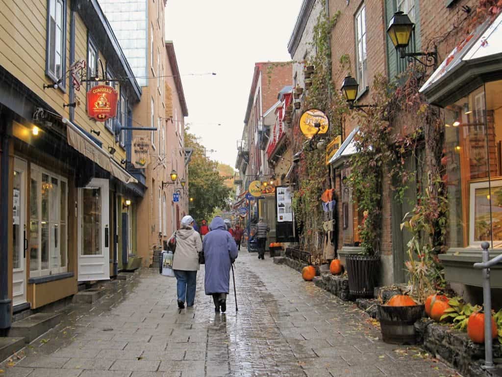 Two women walking in Quebec City Old Town.
