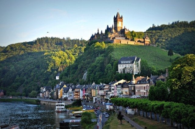 Tour Reichsburg Castle Cochem Germany with Scenic River Cruises Tour Reichsburg Castle Cochem Germany with Scenic River Cruises