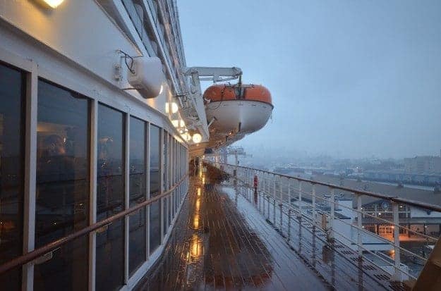 Cunard Queen Mary 2 departure from Brooklyn Terminal