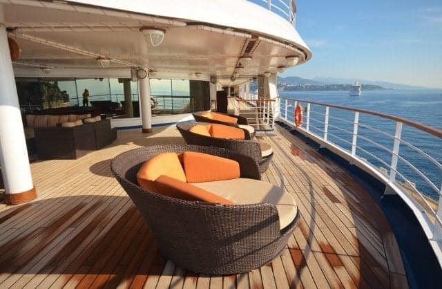 Silver Spirit outdoor lounges