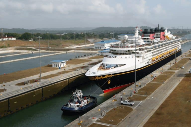 Disney Wonder First Cruise Ship to Transit New Panama Canal