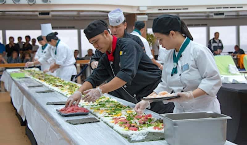 largest sushi roll