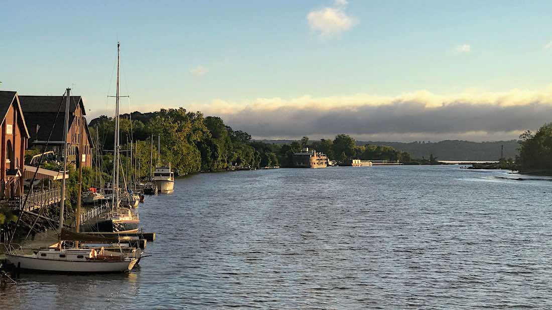 Plan a river cruise on Erie Canal