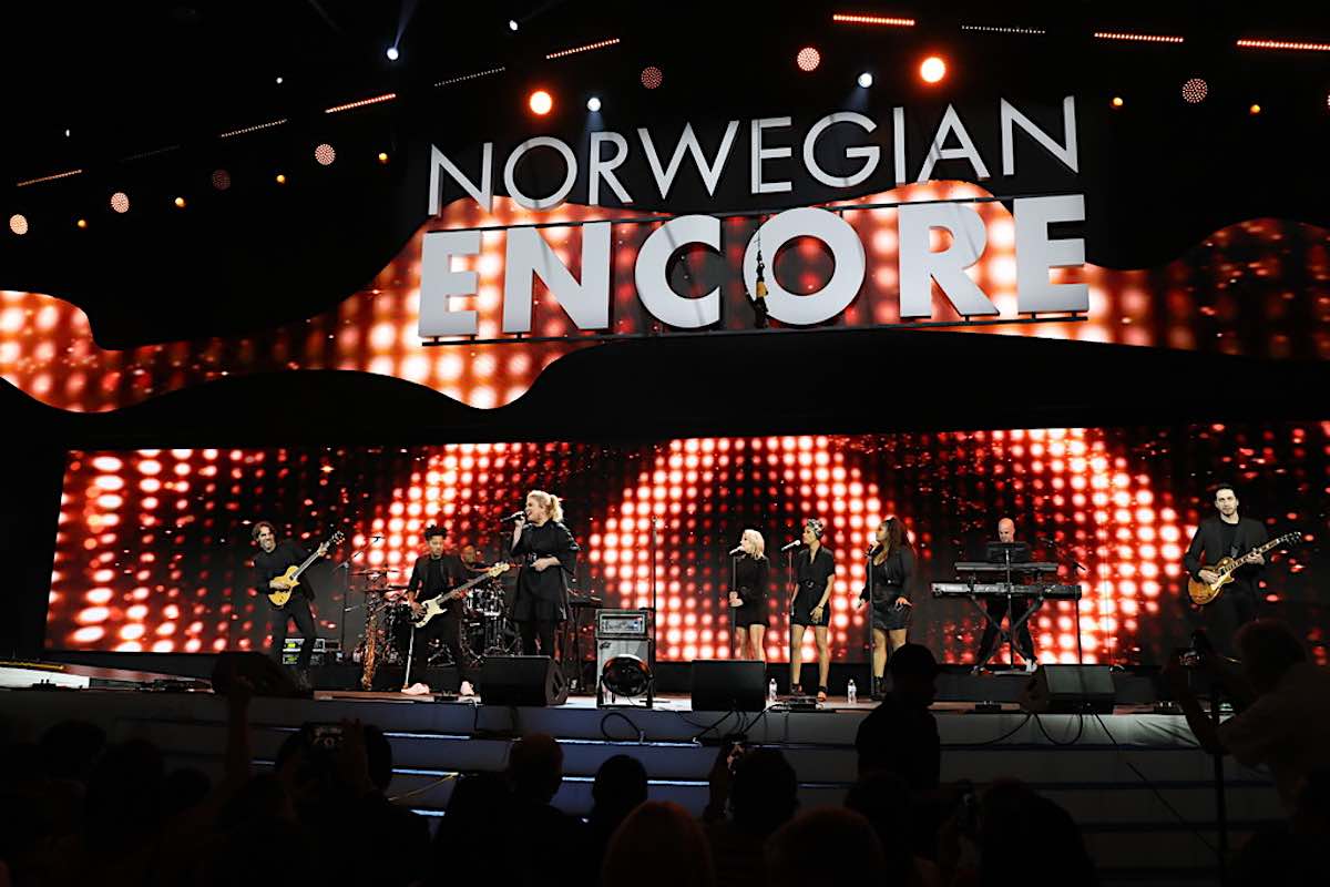 Norwegian Encore Godmother Kelly Clarkson