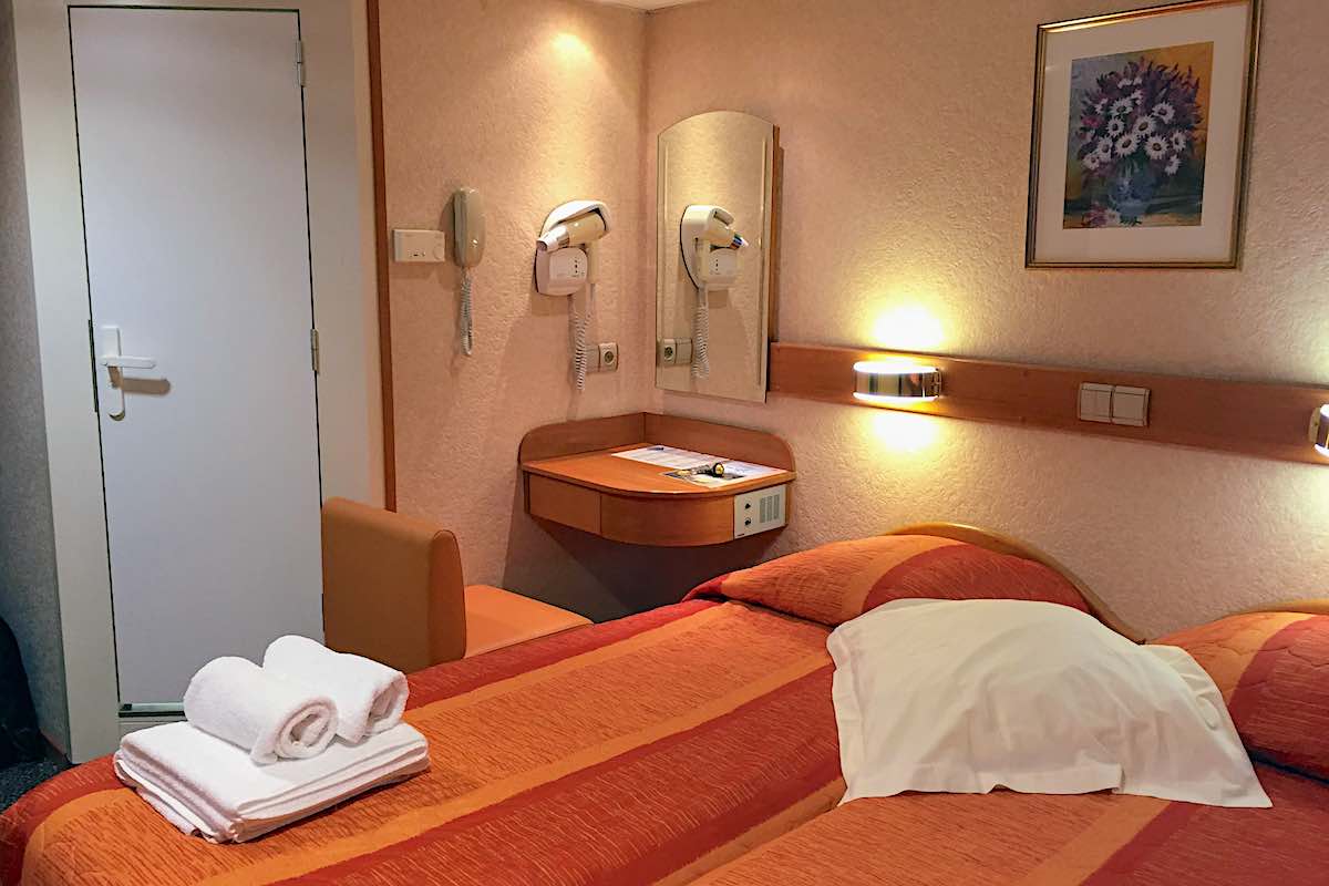 CroisiEurope Seine Princess Stateroom Desk