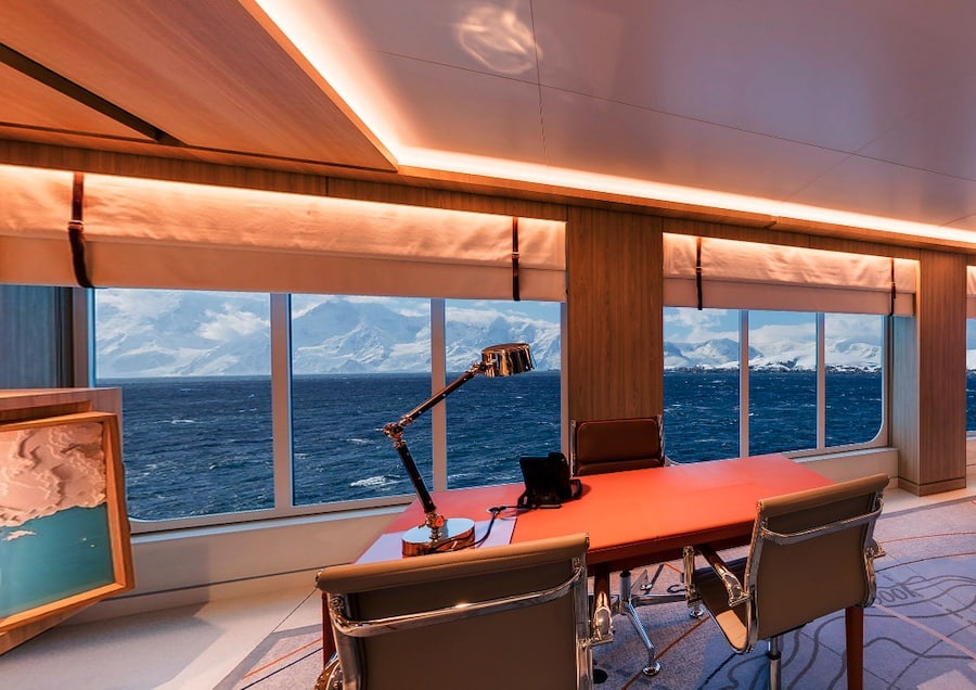 Viking Octantis Expedition Central.