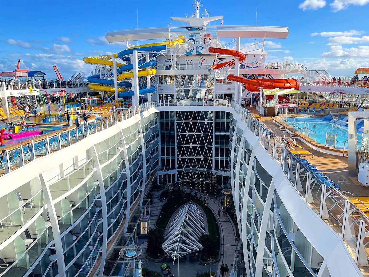 Royal Caribbean's Wonder of the Seas overlooking Central Park.